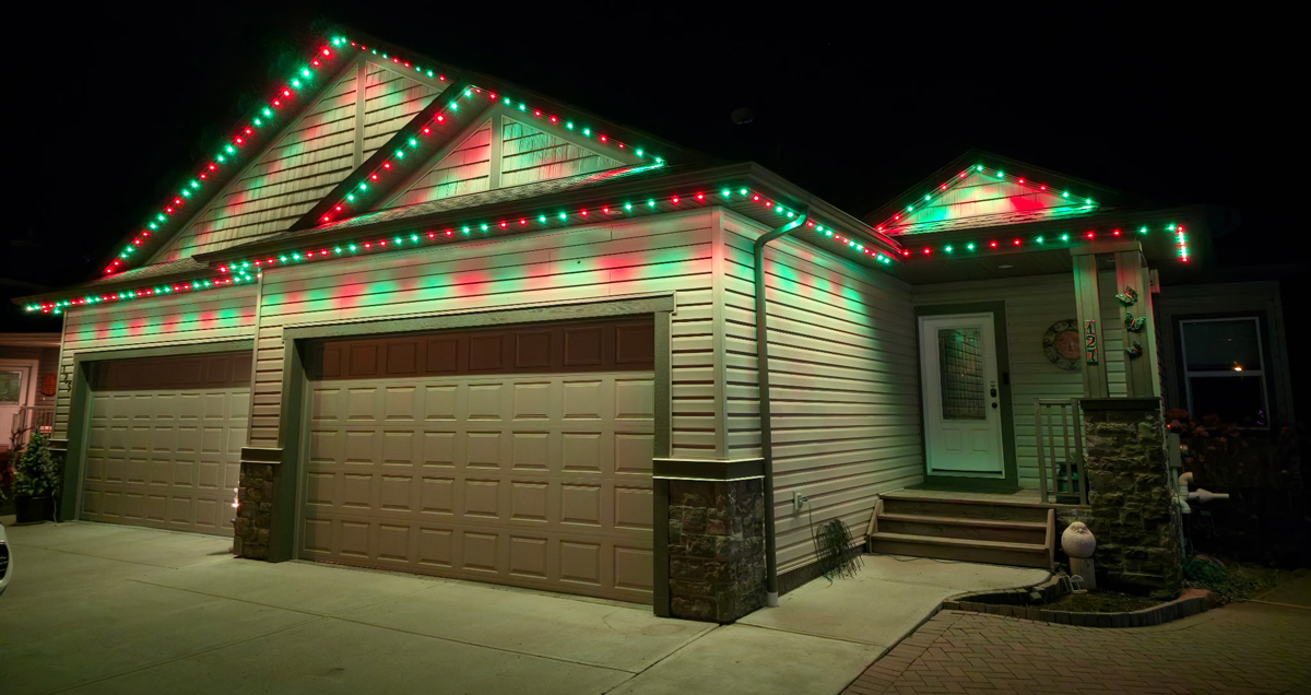 Get your free holiday lighting quote for Calgary